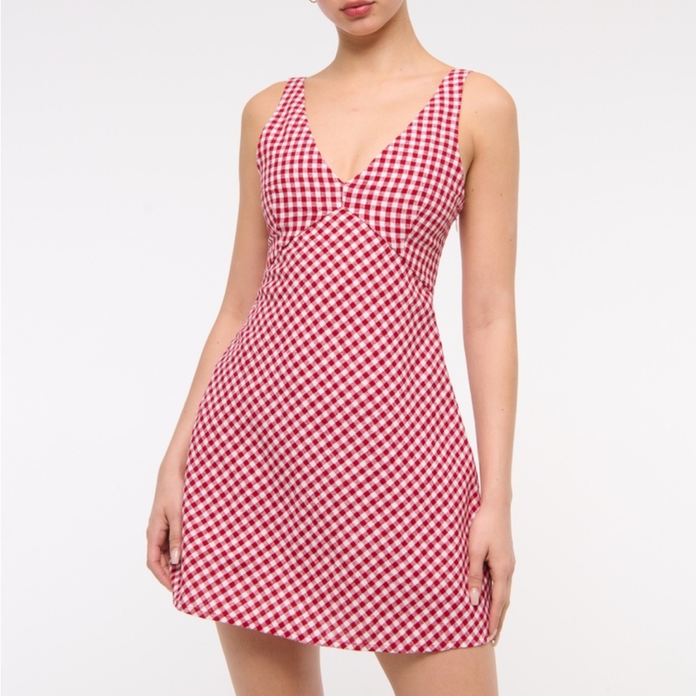 Abercrombie & Fitch Red and White Gingham V-Neck Dress